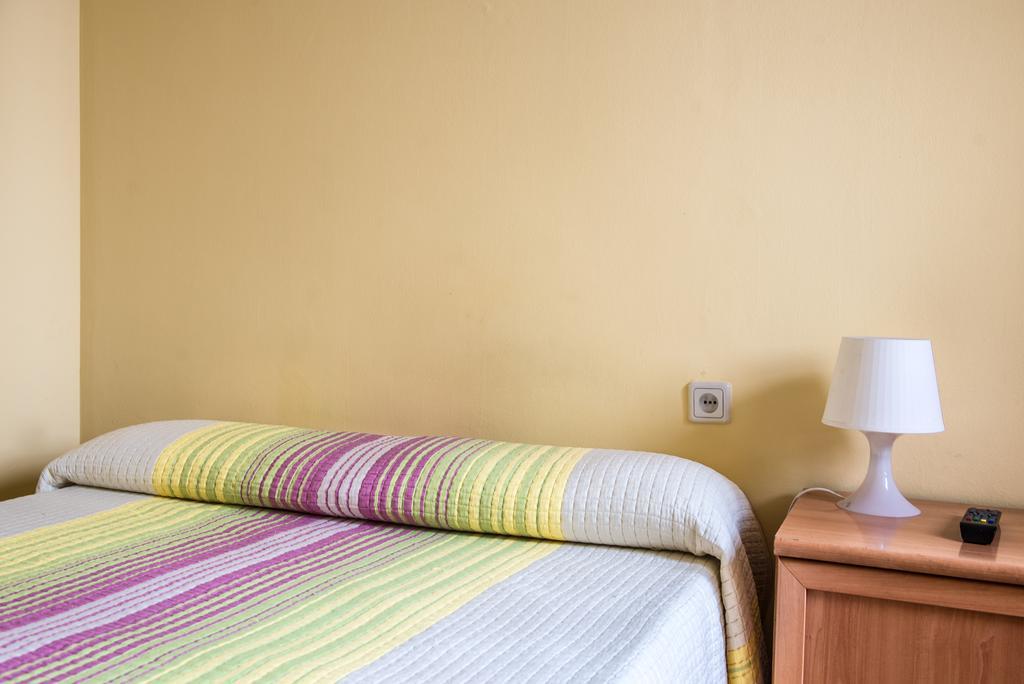 Hostel Turistic Castell Barcelona Exterior foto